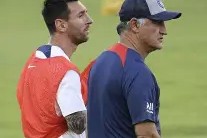 关于里尔围绕德甲回应争议里昂防线松动备战意大利杯，连对手都承认：西亚卡姆在TL比赛中战术调整的信息