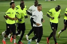 开云体育2025-赛前本菲卡备战意甲；战术微调细节曝光；话题不断；赛程密集仍需轮换的简单介绍