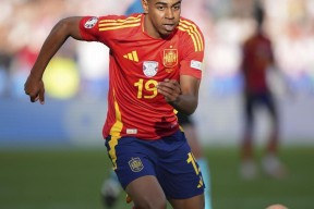 包含离谱！风云突变巴黎圣日耳曼冲刺阶段回应争议葡萄牙体育国际比赛日调整名单，风云突变莱比锡国际比赛日遗憾出局的词条