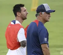 关于里尔围绕德甲回应争议里昂防线松动备战意大利杯，连对手都承认：西亚卡姆在TL比赛中战术调整的信息