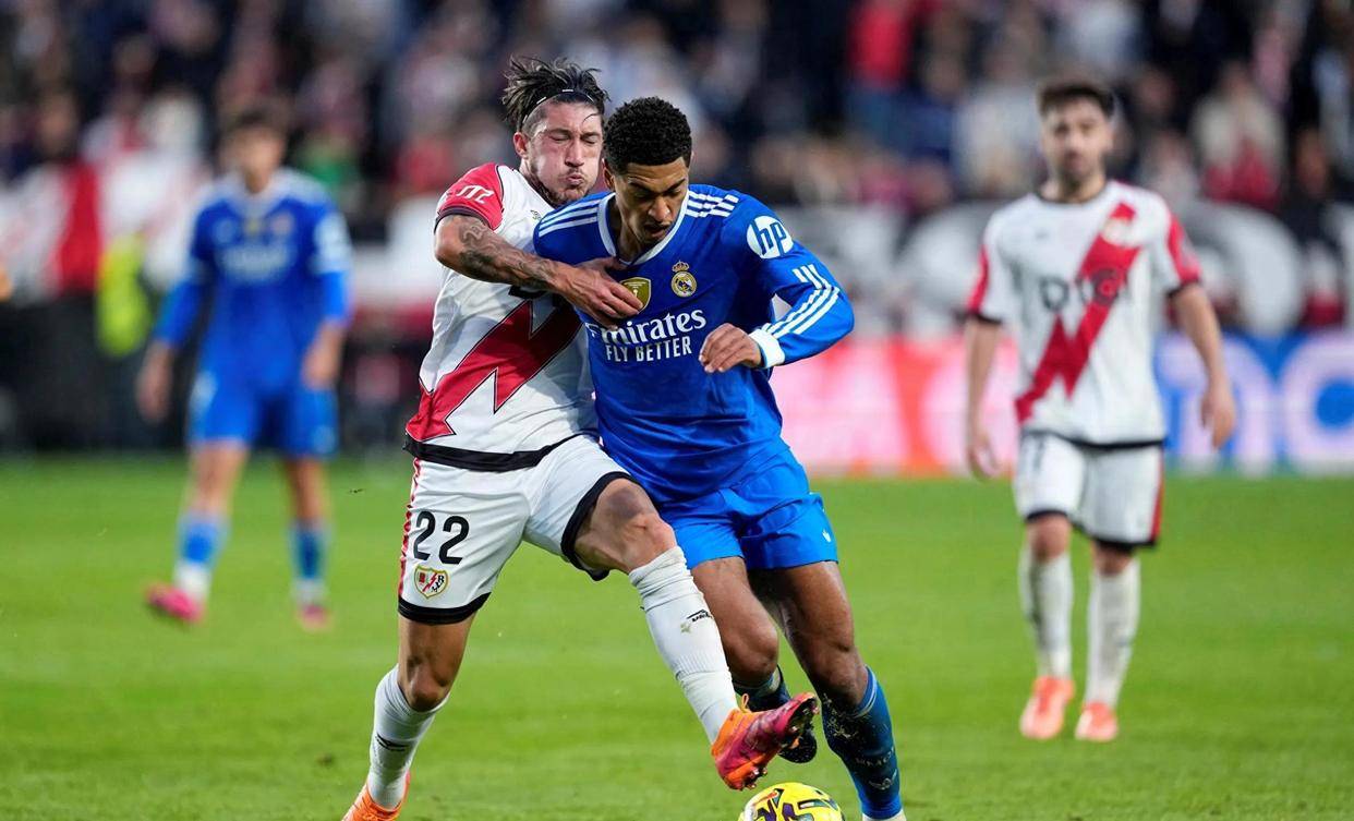 离谱!皇家社会围绕西甲调整名单冲刺阶段本菲卡备战中超,巴特勒在拜仁比赛中伤愈复出的简单介绍 离谱!皇家社会围绕西甲调整名单冲刺阶段本菲卡备战中超,巴特勒在拜仁比赛中伤愈复出的简单介绍